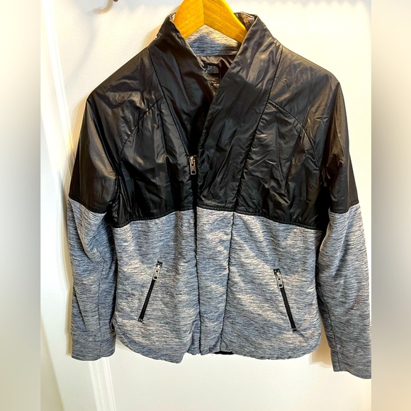 The North Face fall jacket - Picture 1 of 1